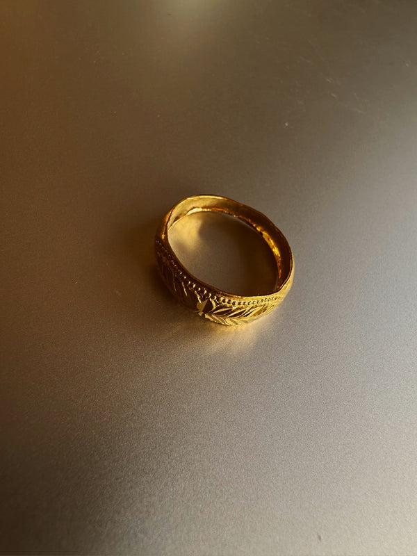 Pattern 24k gold ring
