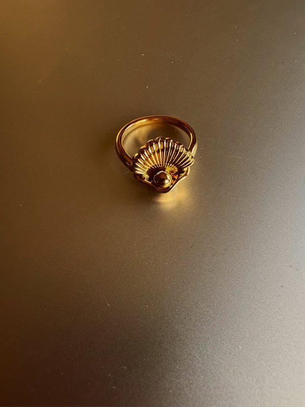 Seashell pearl 24k gold rings