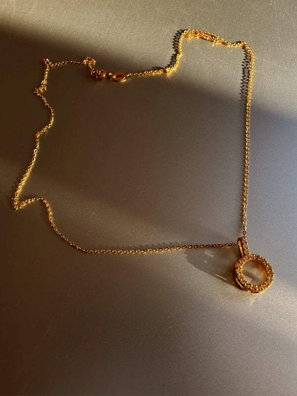 24k gold circle necklace