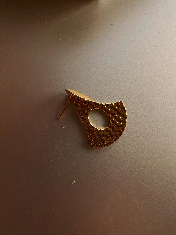 24k gold pattern earring