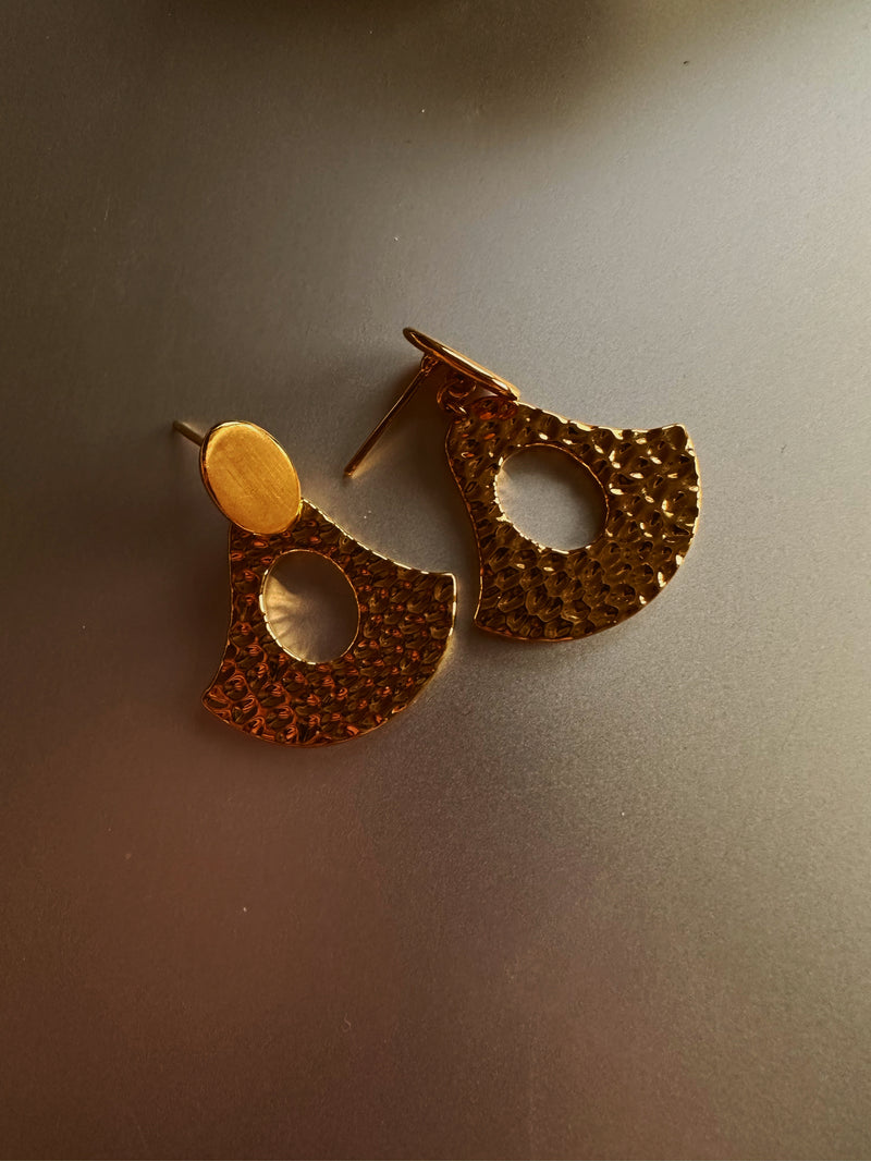 24k gold pattern earring
