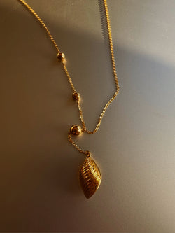 Conch shell 24k gold necklace