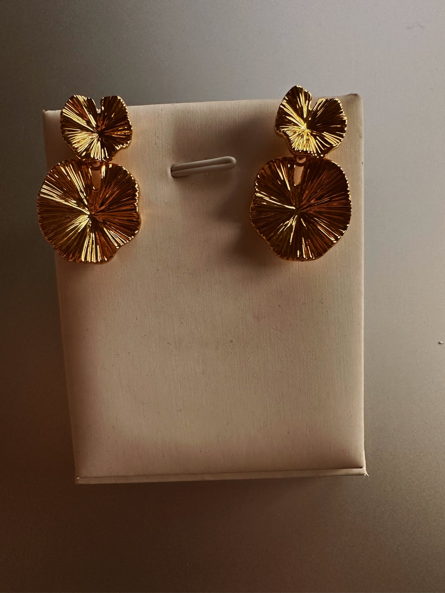 24k gold flower earrings