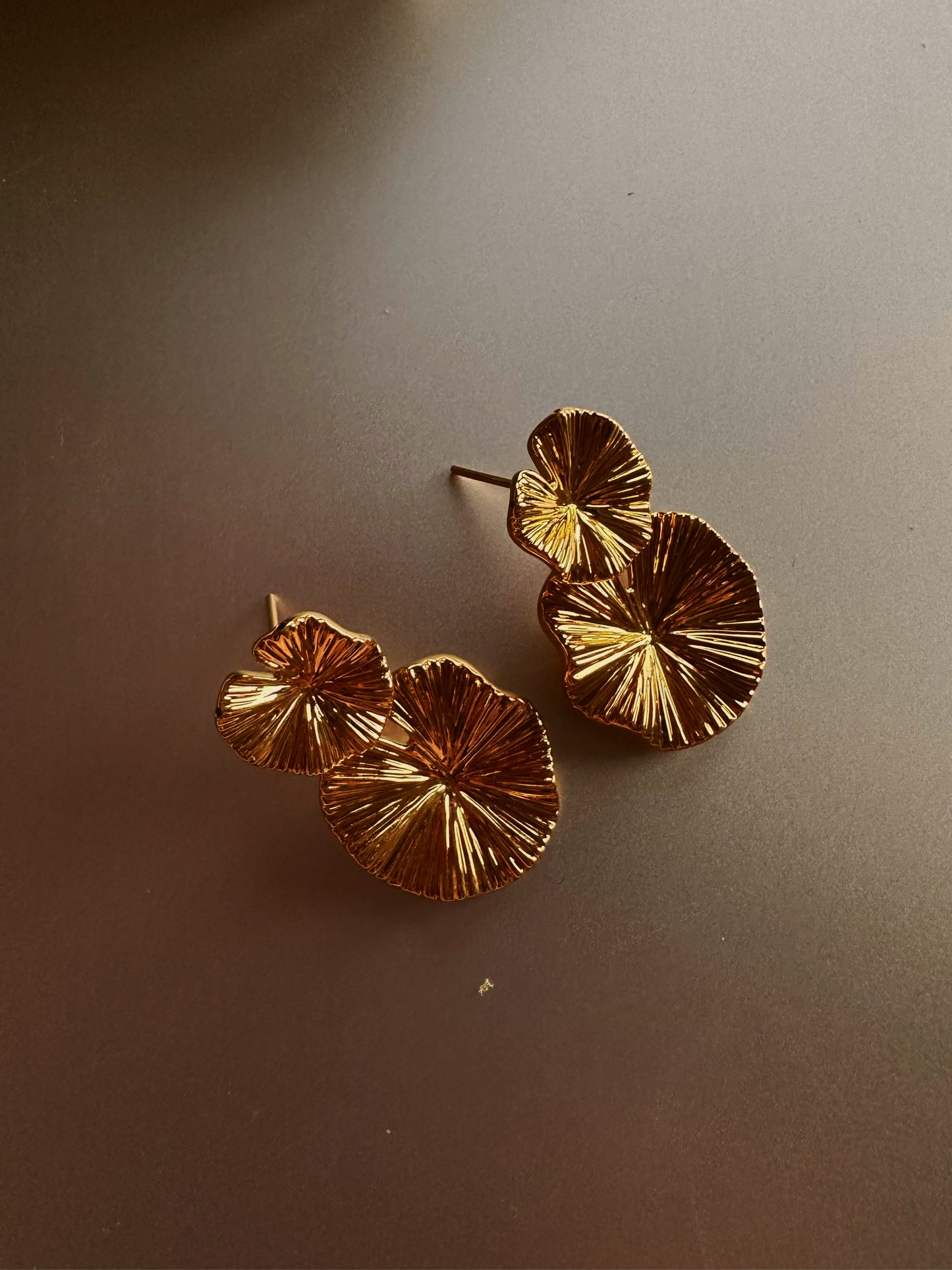 24k gold flower earrings