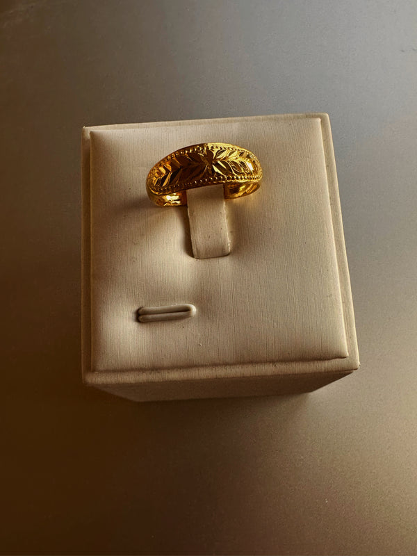 Pattern 24k gold ring